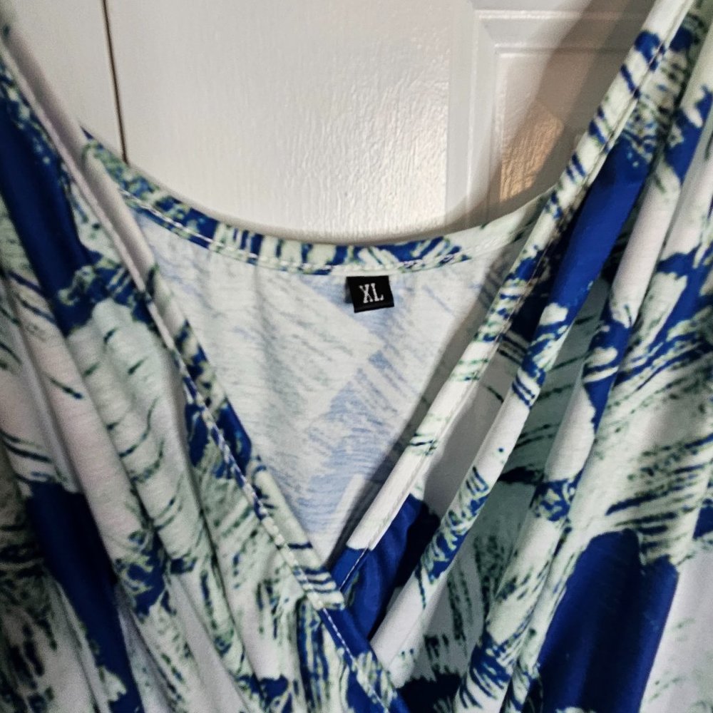 Nice Summer Dress, XL, blue green and white. - Picture 7 of 10